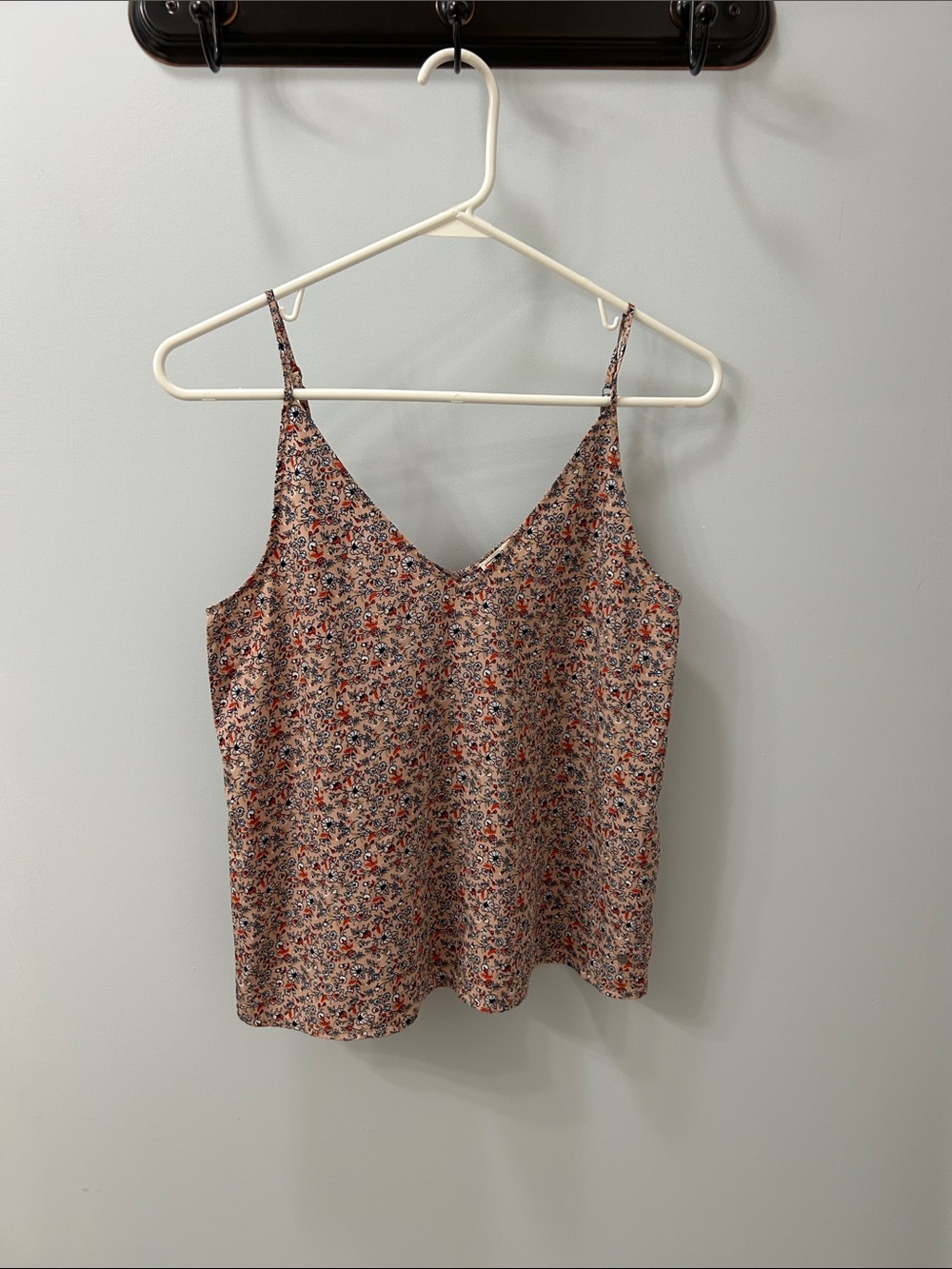 Abercrombie & Fitch Pink Multi Floral V-Neck Camisole